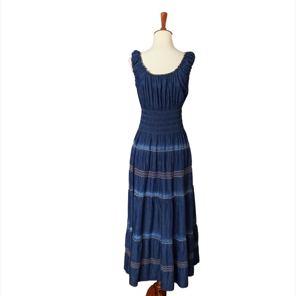 Lapis Chambray Tiered Smocked Maxi‎ Dress Size Medium Blue - Picture 9 of 9